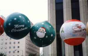 christmas-ornaments-helium-parade-balloons